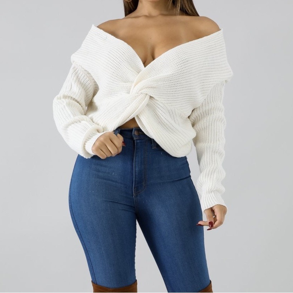 Love by J Reversible Twist Sweater XL Off Shoulder V-Neck Cozy Chic Winter White